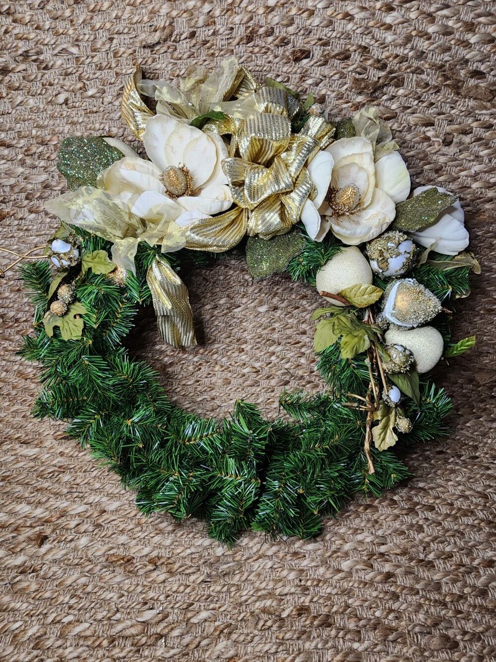 Wreath Christmas Angel Cherub Gold 25" Green Pine Boughs Poinsettia Ribbon Holly